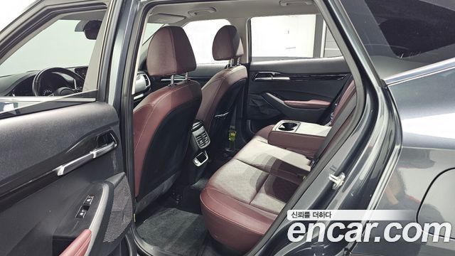 Kia Seltos Gasoline 1.6 Turbo 2WD Signature 2023 — фото 11