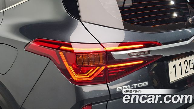 Kia Seltos Gasoline 1.6 Turbo 2WD Signature 2023 — фото 23