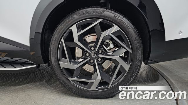 Renault Korea Filante 1.5 E-Tech Esprit Alpine 2WD 2027 — фото 21