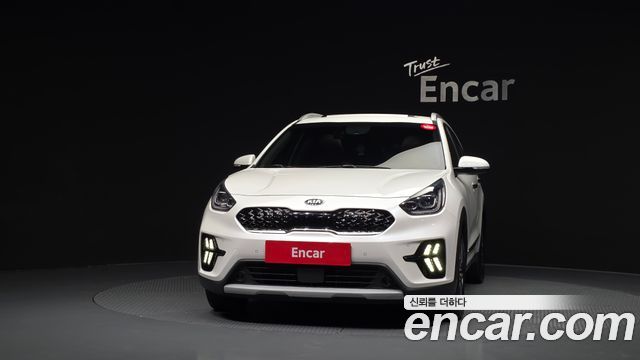 Kia Niro 1.6 HEV Noblesse Special 2020 — фото 3