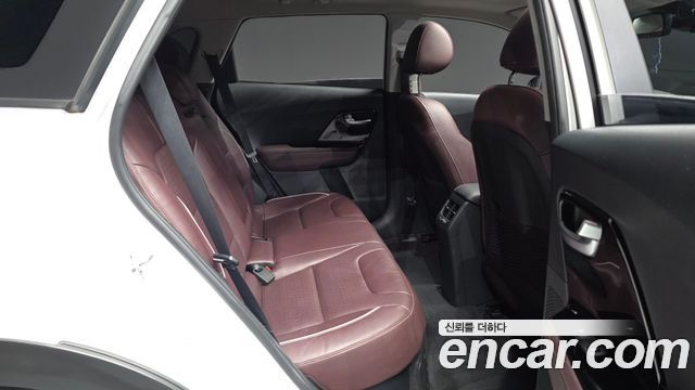 Kia Niro 1.6 HEV Noblesse Special 2020 — фото 12