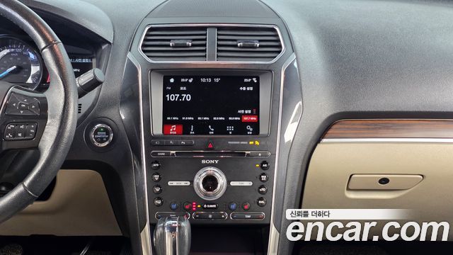 Ford Explorer 2.3 Limited 4WD 5th 2018 — фото 14