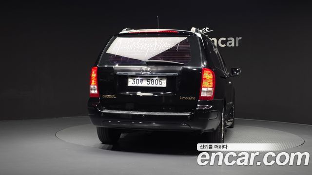 Kia Carnival R New Carnival Limousine GLX High-Deluxe 2012 — фото 4