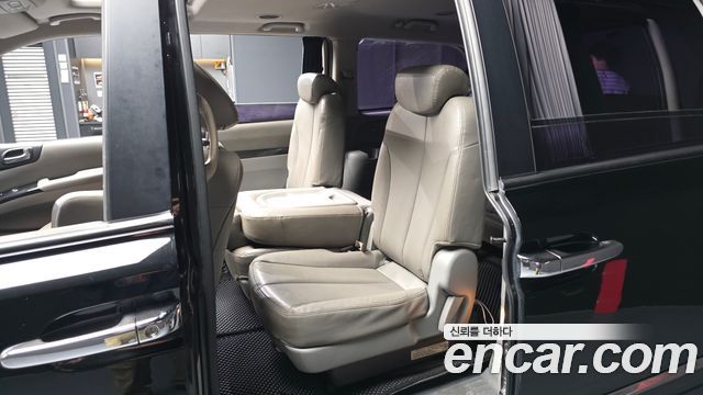 Kia Carnival R New Carnival Limousine GLX High-Deluxe 2012 — фото 26
