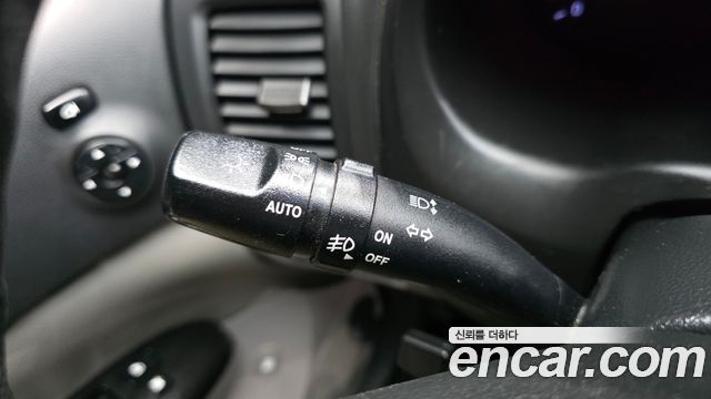 Kia Carnival R New Carnival Limousine GLX High-Deluxe 2012 — фото 29