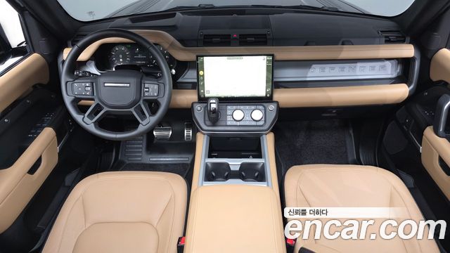Land Rover Defender (L663) 110 P400 X 2026 — фото 7