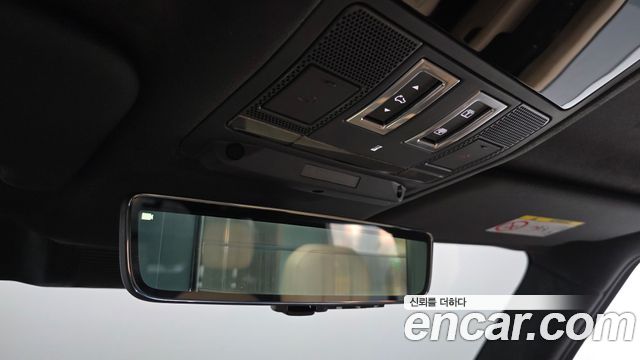 Land Rover Defender (L663) 110 P400 X 2026 — фото 16