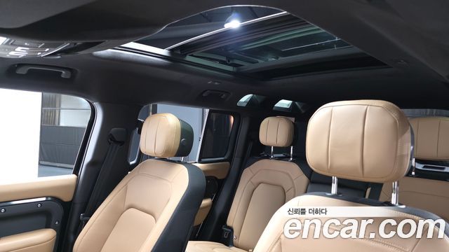 Land Rover Defender (L663) 110 P400 X 2026 — фото 19