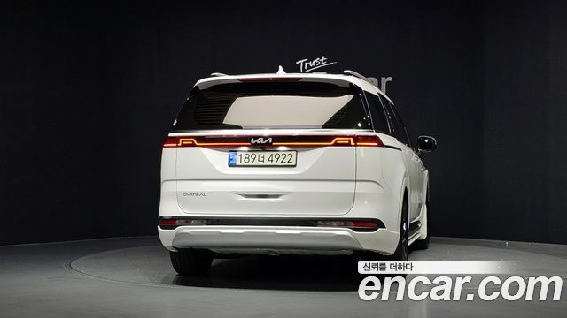 Kia Carnival (IV) Gasoline 9-Seater Signature 2023 — фото 4