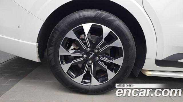 Kia Carnival (IV) Gasoline 9-Seater Signature 2023 — фото 5