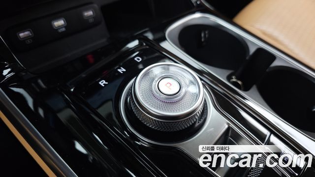 Kia Carnival (IV) Gasoline 9-Seater Signature 2023 — фото 9