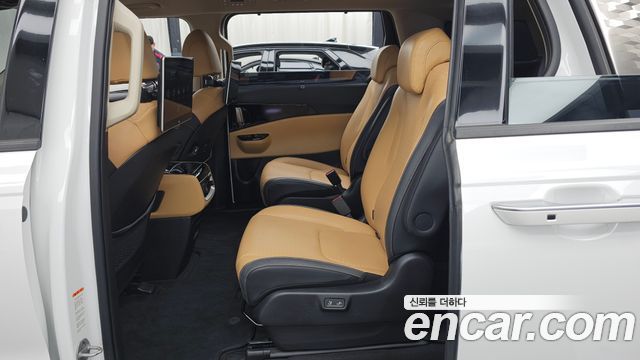 Kia Carnival (IV) Gasoline 9-Seater Signature 2023 — фото 26