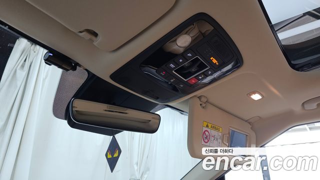 Kia Carnival (IV) Gasoline 9-Seater Signature 2023 — фото 27