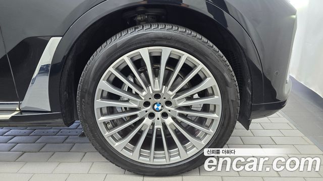 BMW X7 (G07) xDrive 40i Design Pure Excellence 7-Seater 2022 — фото 21