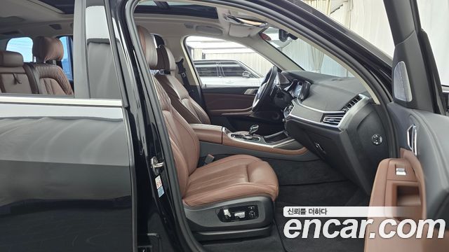 BMW X7 (G07) xDrive 40i Design Pure Excellence 7-Seater 2022 — фото 26
