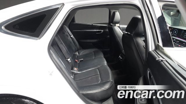 Hyundai Sonata The Edge (DN8) 2.0 Exclusive 2024 — фото 12