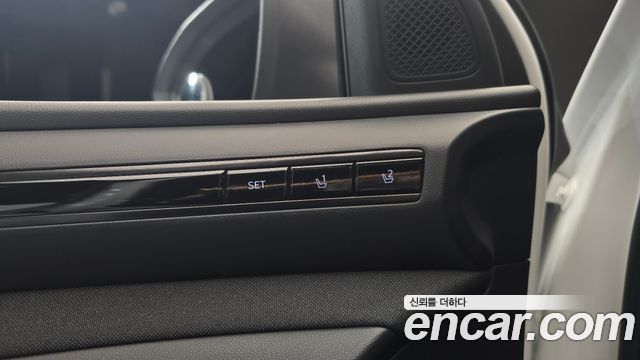 Hyundai Tucson Hybrid (NX4) N Line 2WD Inspiration 2022 — фото 31