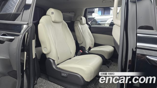 Kia Carnival (IV) Gasoline 9-Seater Noblesse 2021 — фото 11