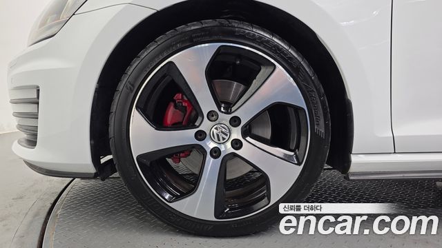 Volkswagen Golf (VII) 2.0 GTI 2015 — фото 5