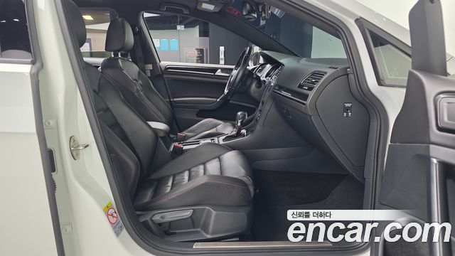 Volkswagen Golf (VII) 2.0 GTI 2015 — фото 15