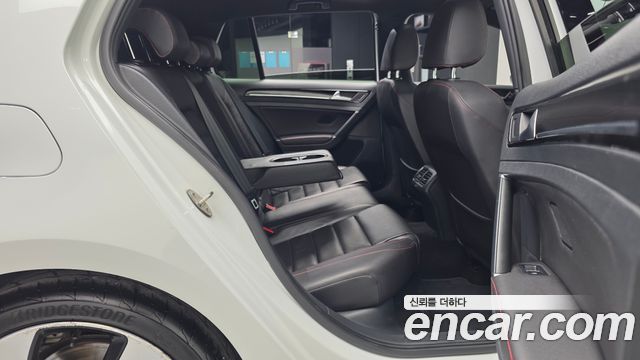 Volkswagen Golf (VII) 2.0 GTI 2015 — фото 16