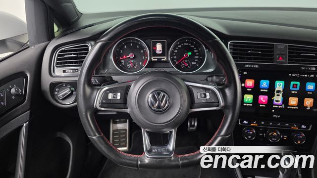 Volkswagen Golf (VII) 2.0 GTI 2015 — фото 17