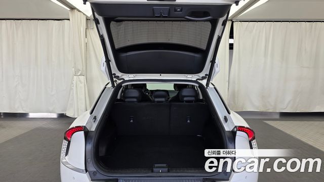 Kia EV6 Long Range Air 2023 — фото 20