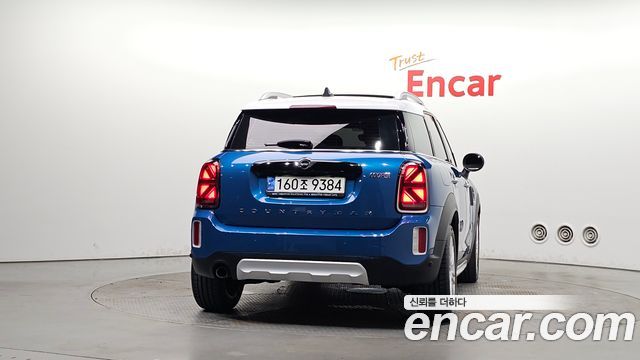 MINI Cooper Countryman HIGH 2nd 2021 — фото 4