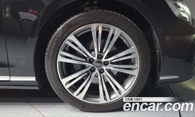 Audi A8 (D5) 50 TDI Quattro Premium 2023 — фото 5