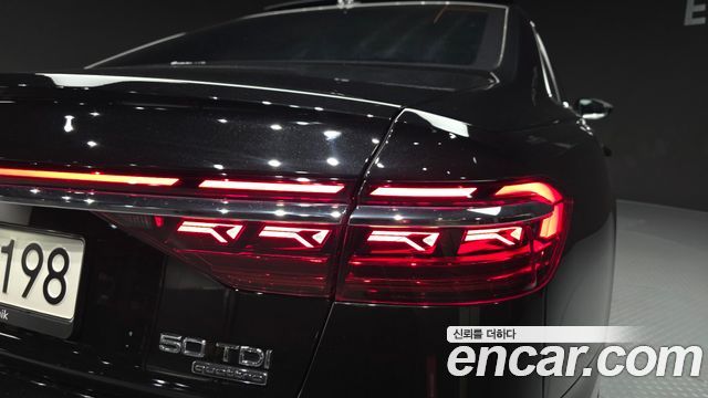 Audi A8 (D5) 50 TDI Quattro Premium 2023 — фото 23