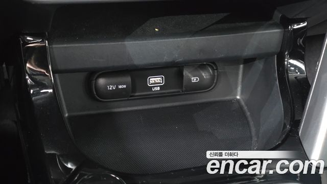 Kia Seltos Gasoline 1.6 Turbo 2WD Prestige 2023 — фото 18