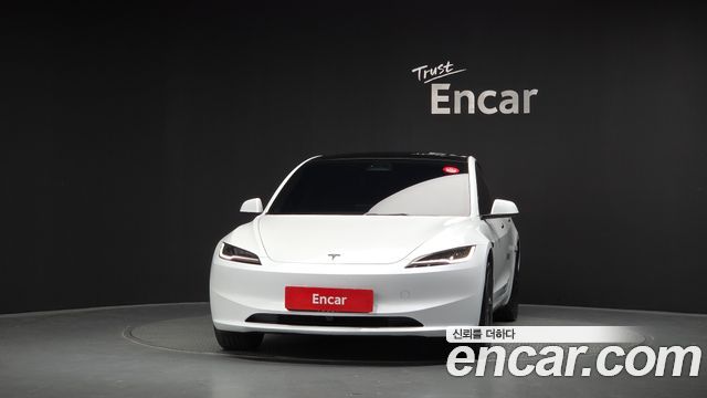 Tesla Model 3 Standard RWD 2026 — фото 3