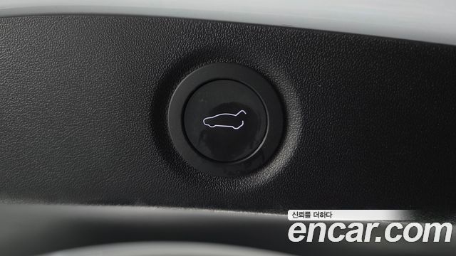 Tesla Model 3 Standard RWD 2026 — фото 27