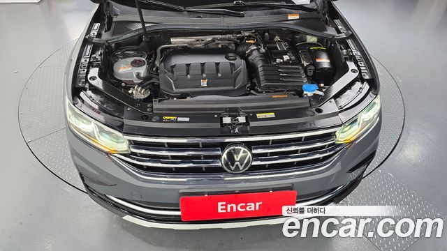 Volkswagen Tiguan (II) 2.0 TDI 4Motion Prestige 2023 — фото 6