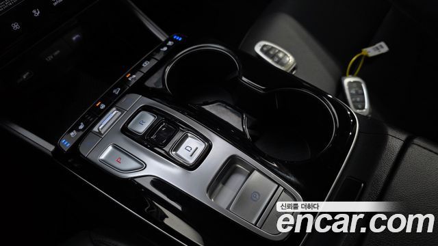 Hyundai Tucson (NX4) Gasoline 1.6 Turbo 4WD Premium 2022 — фото 9