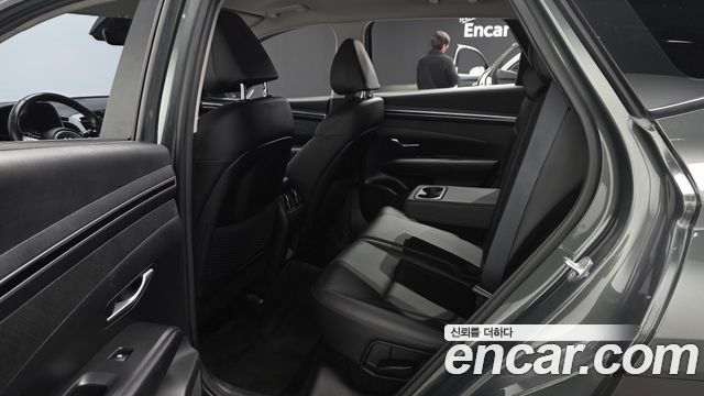 Hyundai Tucson (NX4) Gasoline 1.6 Turbo 4WD Premium 2022 — фото 11