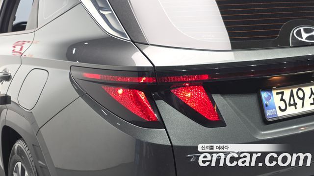 Hyundai Tucson (NX4) Gasoline 1.6 Turbo 4WD Premium 2022 — фото 23