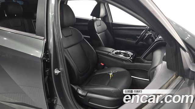 Hyundai Tucson (NX4) Gasoline 1.6 Turbo 4WD Premium 2022 — фото 26