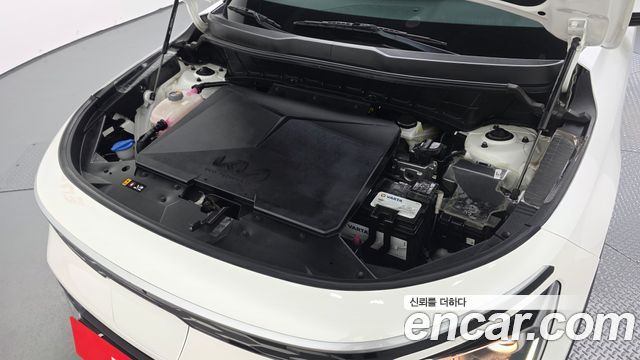 Kia Niro EV Air 2023 — фото 6