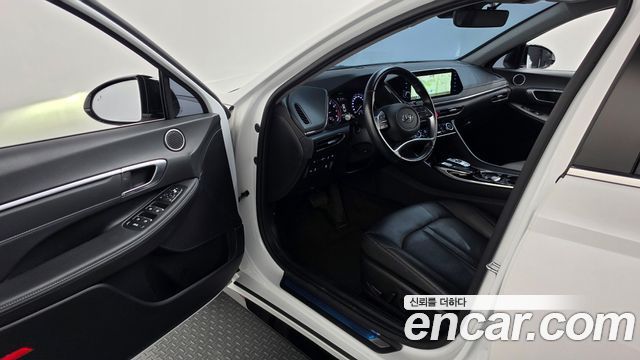 Hyundai Sonata (DN8) 2.0 Premium Plus 2022 — фото 10