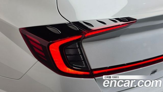 Hyundai Sonata (DN8) 2.0 Premium Plus 2022 — фото 23