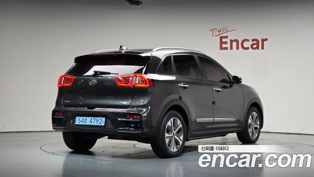 Kia Niro EV Prestige 2021 — фото 2