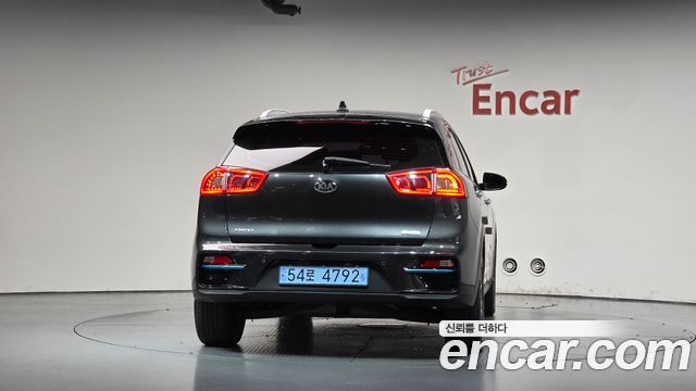 Kia Niro EV Prestige 2021 — фото 4