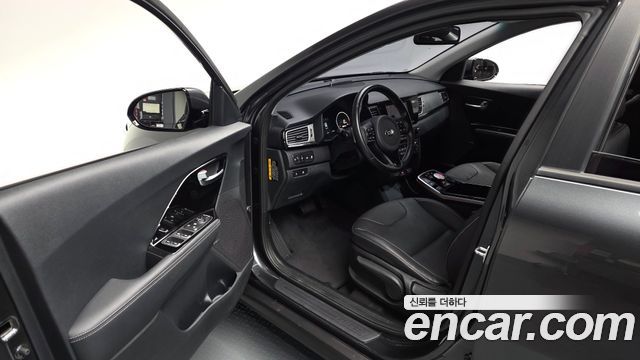 Kia Niro EV Prestige 2021 — фото 10