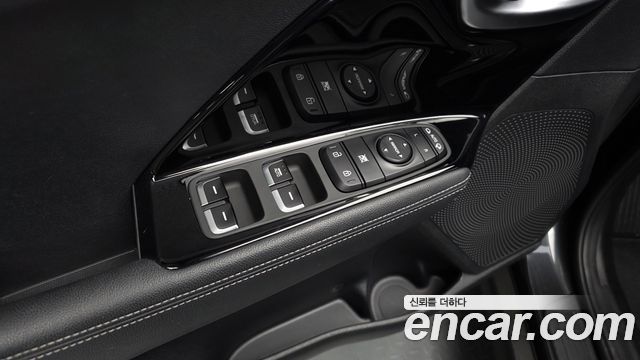 Kia Niro EV Prestige 2021 — фото 16
