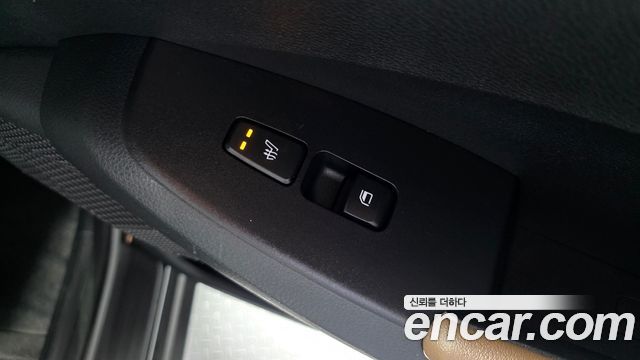 Kia Seltos Gasoline 1.6 Turbo 4WD Signature 2022 — фото 18