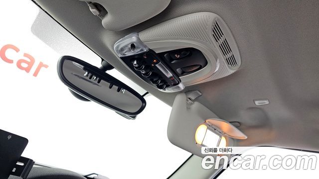MINI Cooper 5Door Standard 3rd 2020 — фото 18