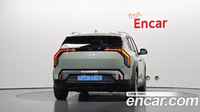 Kia EV3 Standard 2WD Air 2025 — фото 4