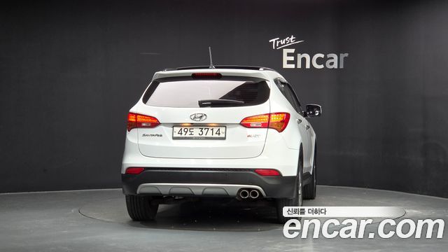 Hyundai Santa Fe (DM) Diesel(e-VGT) 2.0 2WD Premium 2013 — фото 4