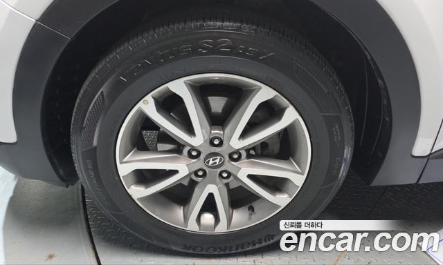 Hyundai Santa Fe (DM) Diesel(e-VGT) 2.0 2WD Premium 2013 — фото 5